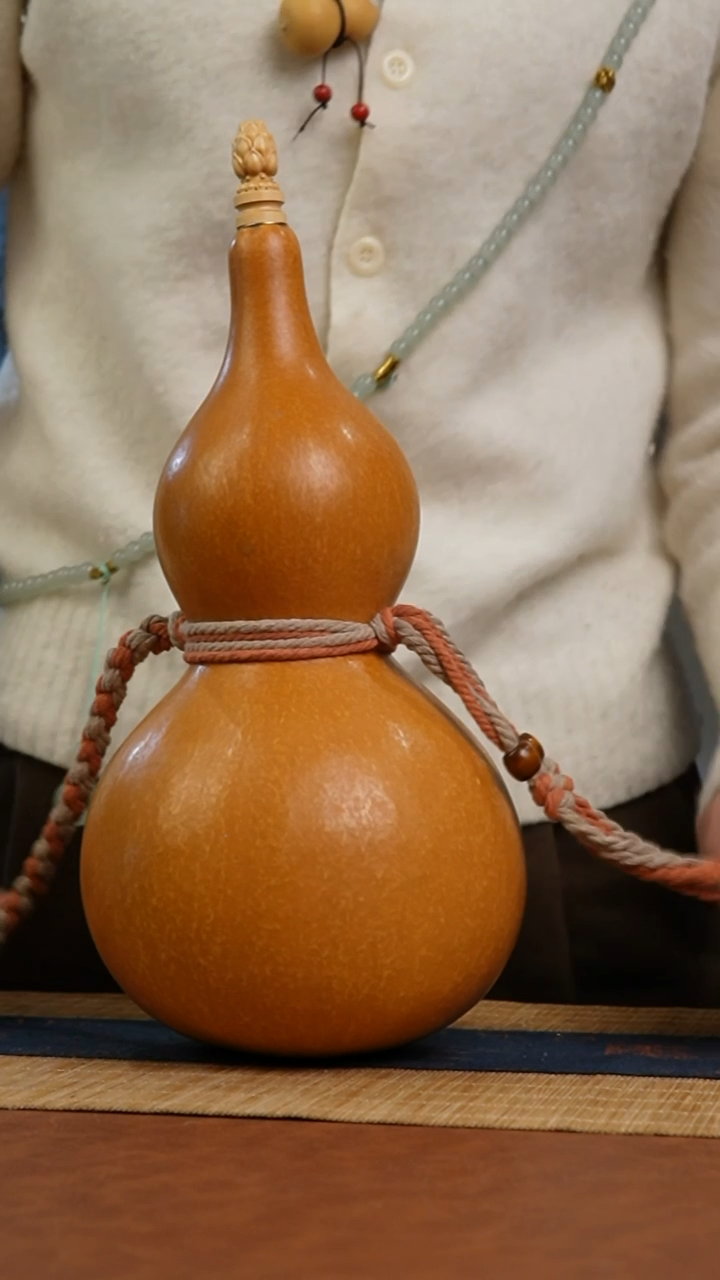 228号 天然热水酒葫芦 一物一拍（有瑕介意勿拍）