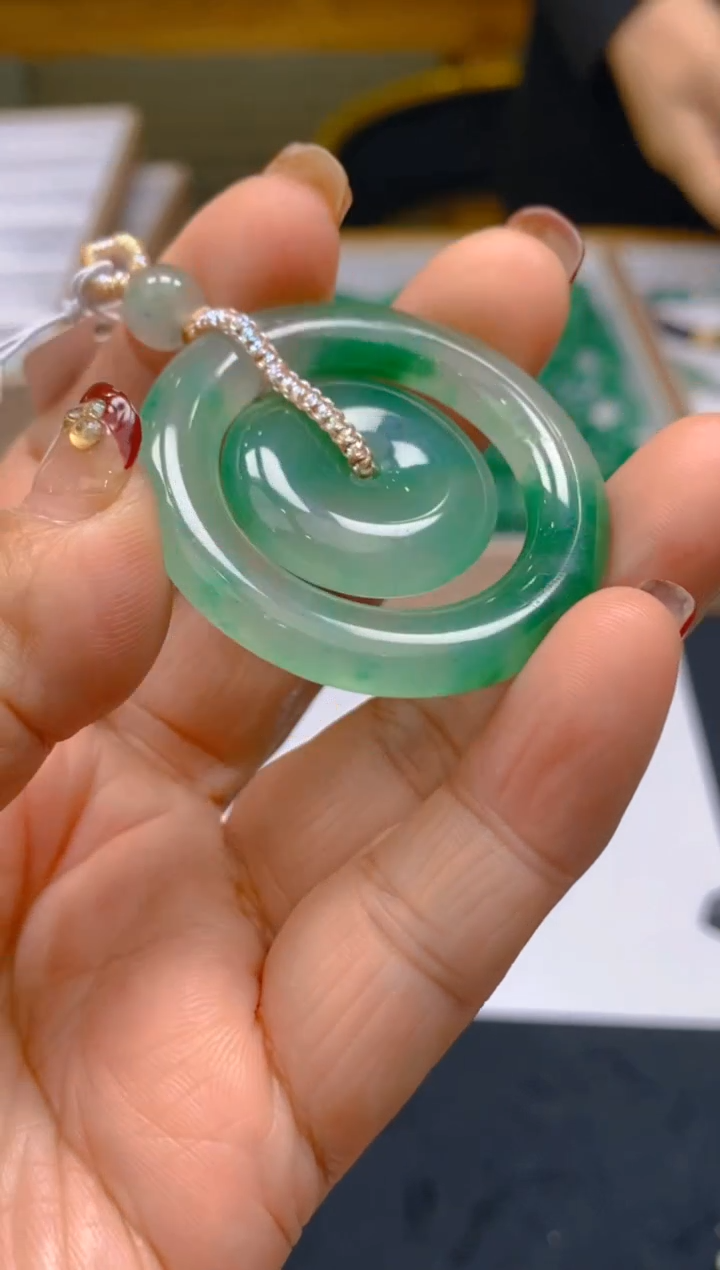 【闪购商品】石英质玉颈饰未镶嵌冰美人非洲翠0021