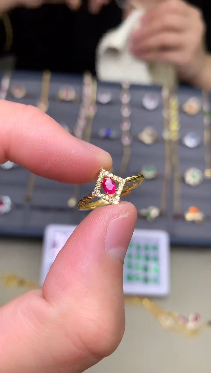 银S925镶嵌戒指红宝石戒指