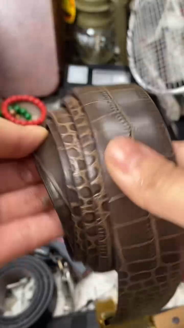 瓷片瓷运杂货铺瓷运杂货铺楼下