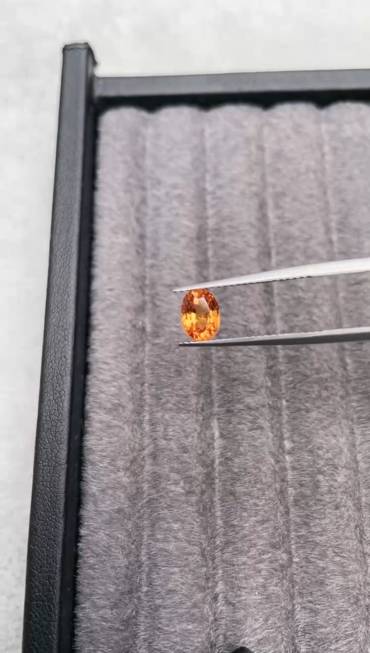 【闪购商品】石榴石（芬达石）裸石未镶嵌1.38ct汽水色