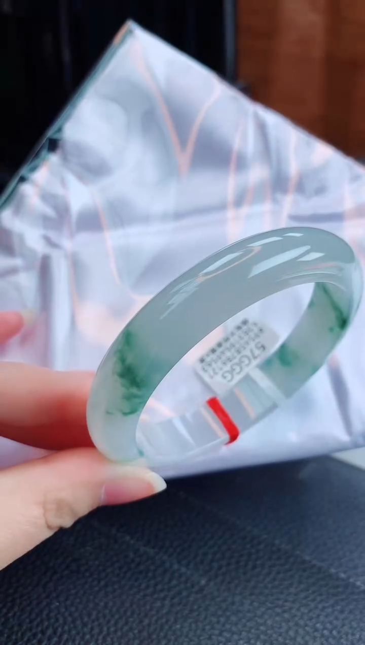 【闪购商品】翡翠手镯未镶嵌缅甸天然翡翠A货手镯