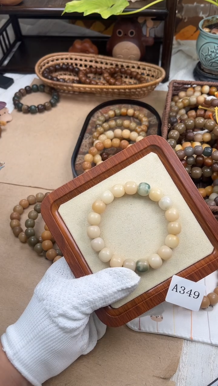 手串菩提根/象牙果a349 卡12.8 干磨瑕疵