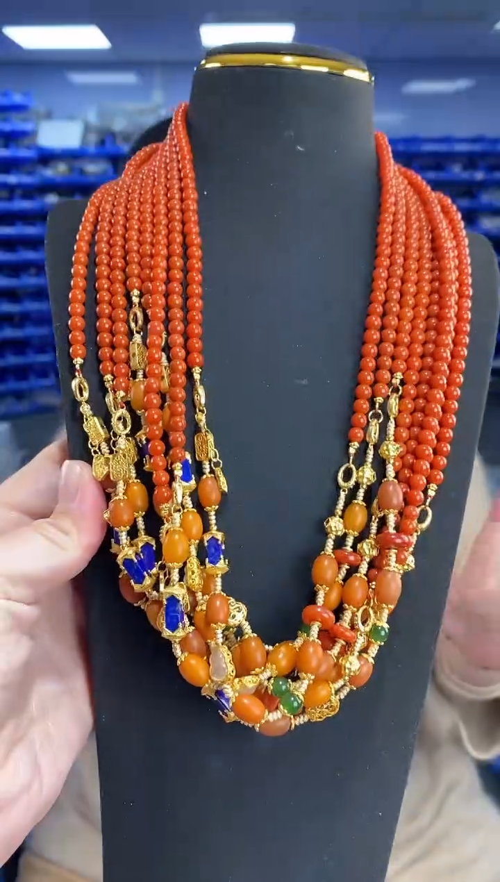 颈饰未镶嵌南红玛瑙多样性发货发其一