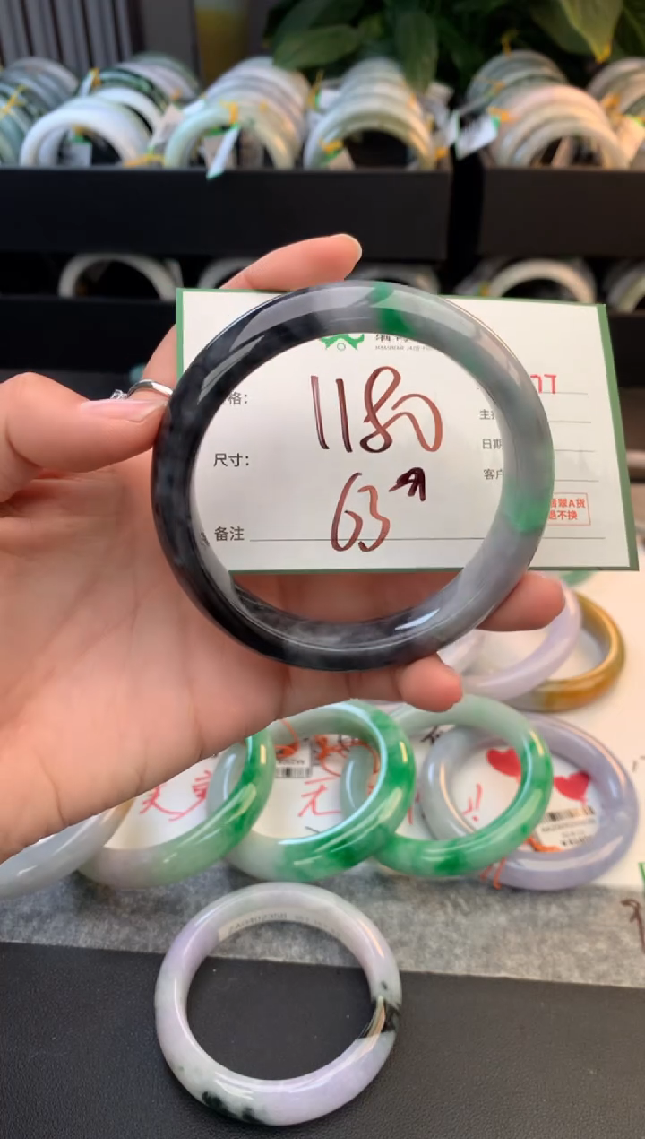 未镶嵌定制翡翠美**不毛货需精细抛光+多人
