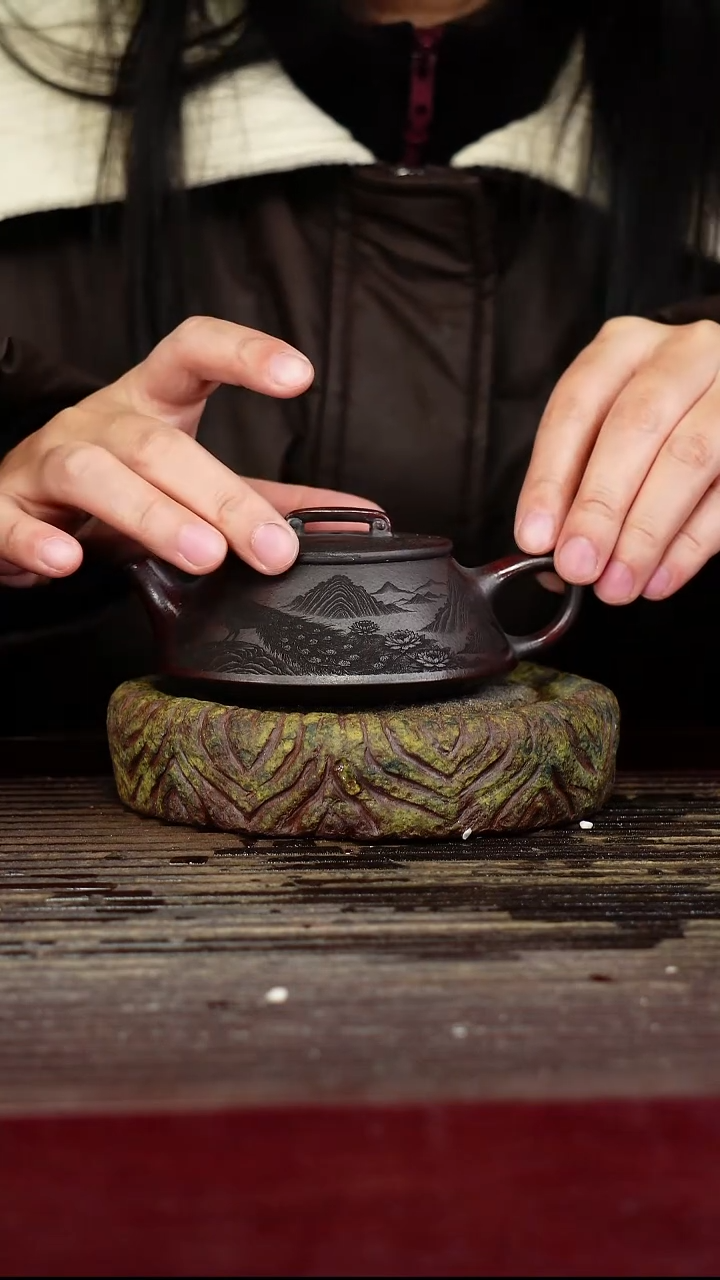 宜兴原矿紫砂壶茶壶宜兴原矿紫砂壶茶壶180C