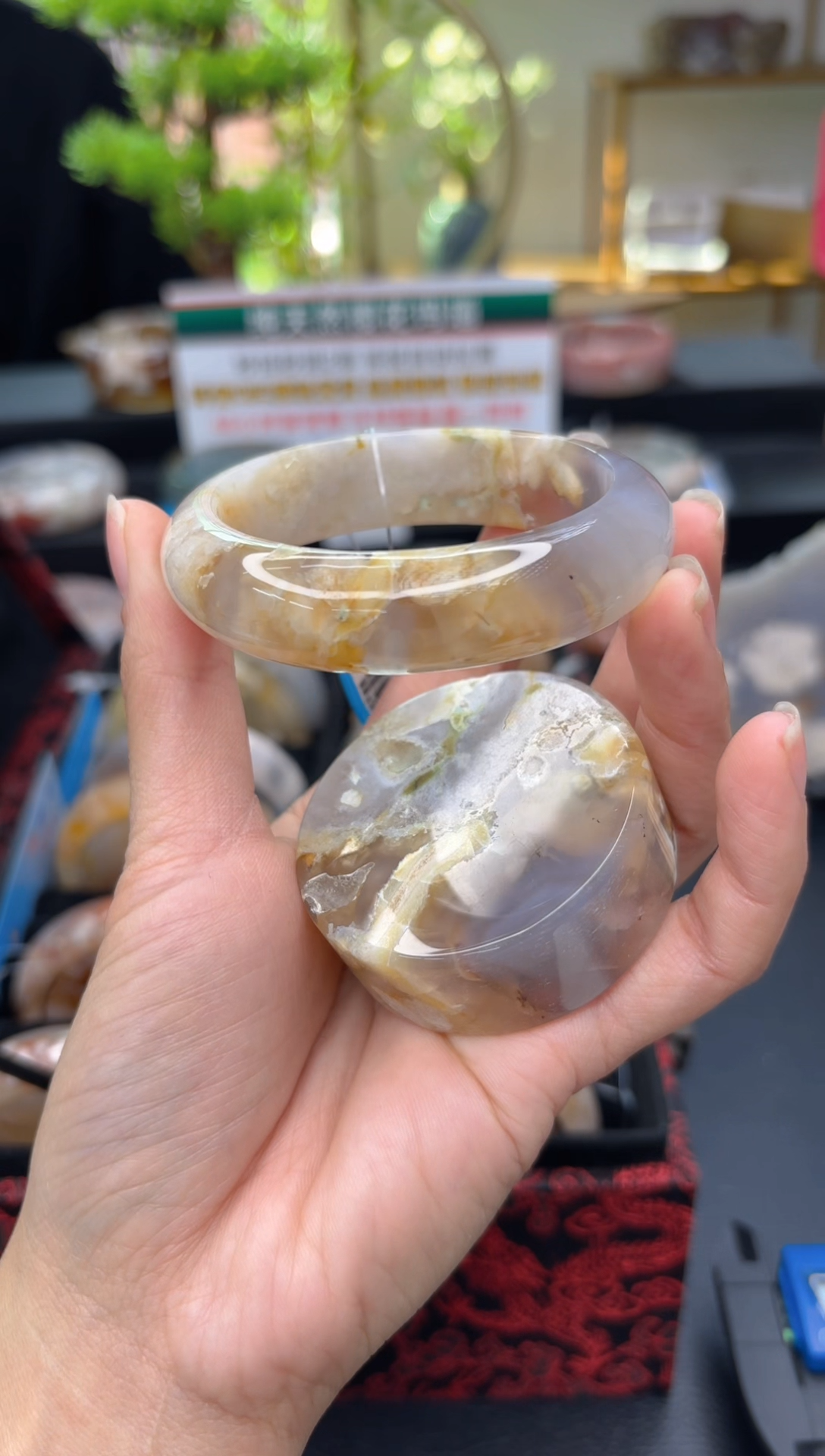 【闪购商品】石英质玉手镯未镶嵌C592(54圈赠送镯心)