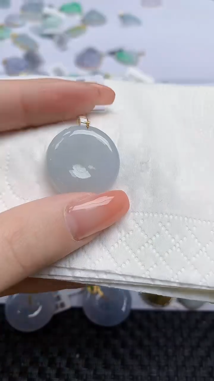 【闪购商品】翡翠颈饰18K金镶嵌天然翡翠A货