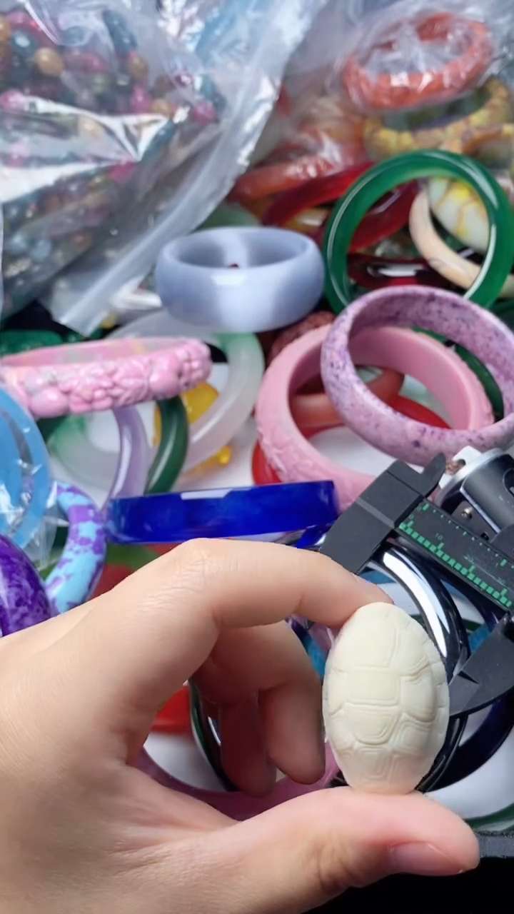 所见即所得    119    吊坠