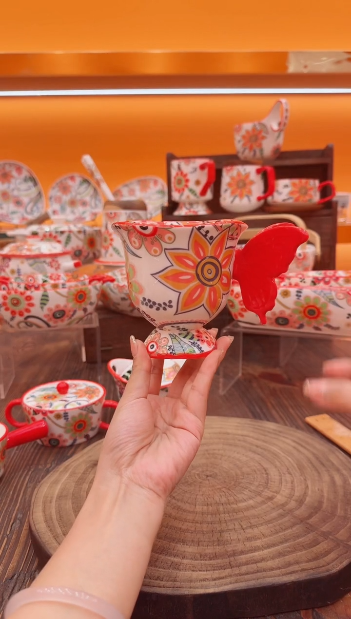 罐景德镇陶瓷餐具碗碟盘子