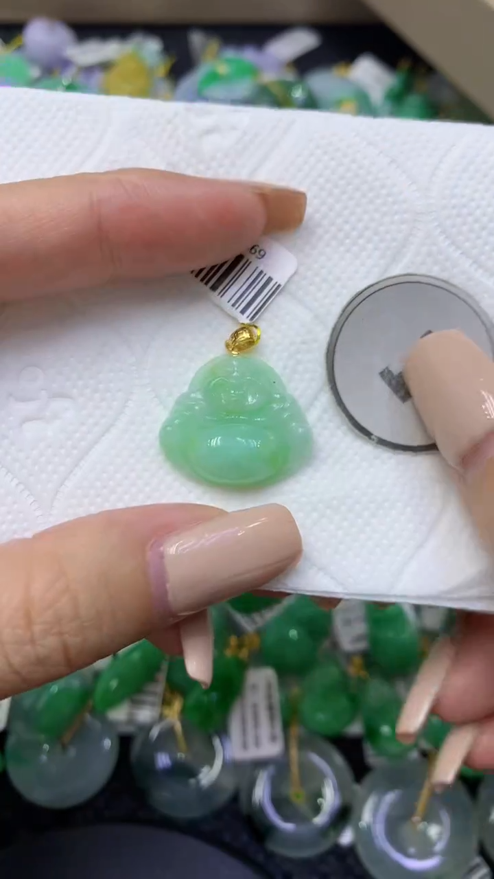 颈饰未镶嵌翡翠天然缅甸翡翠A货