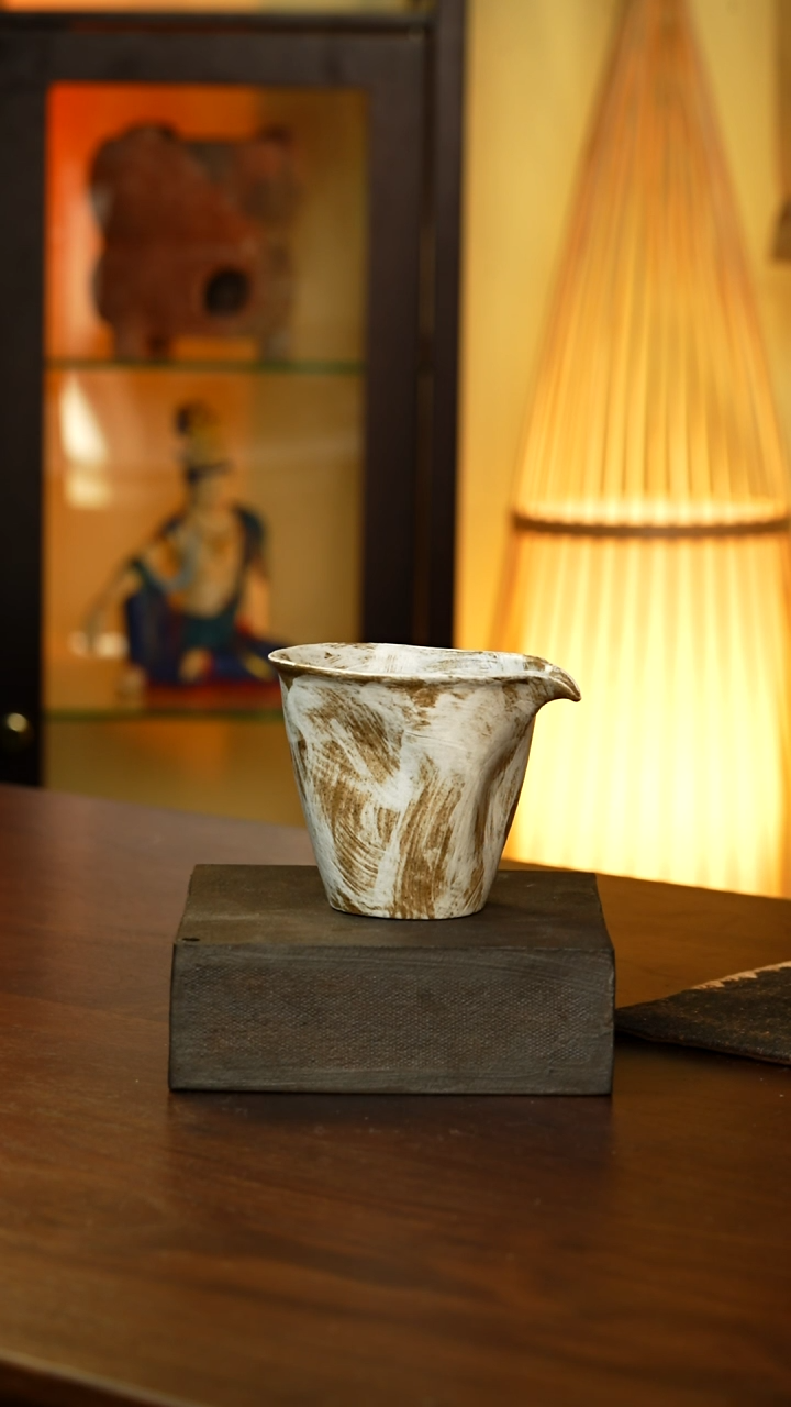 咖色公道杯.....