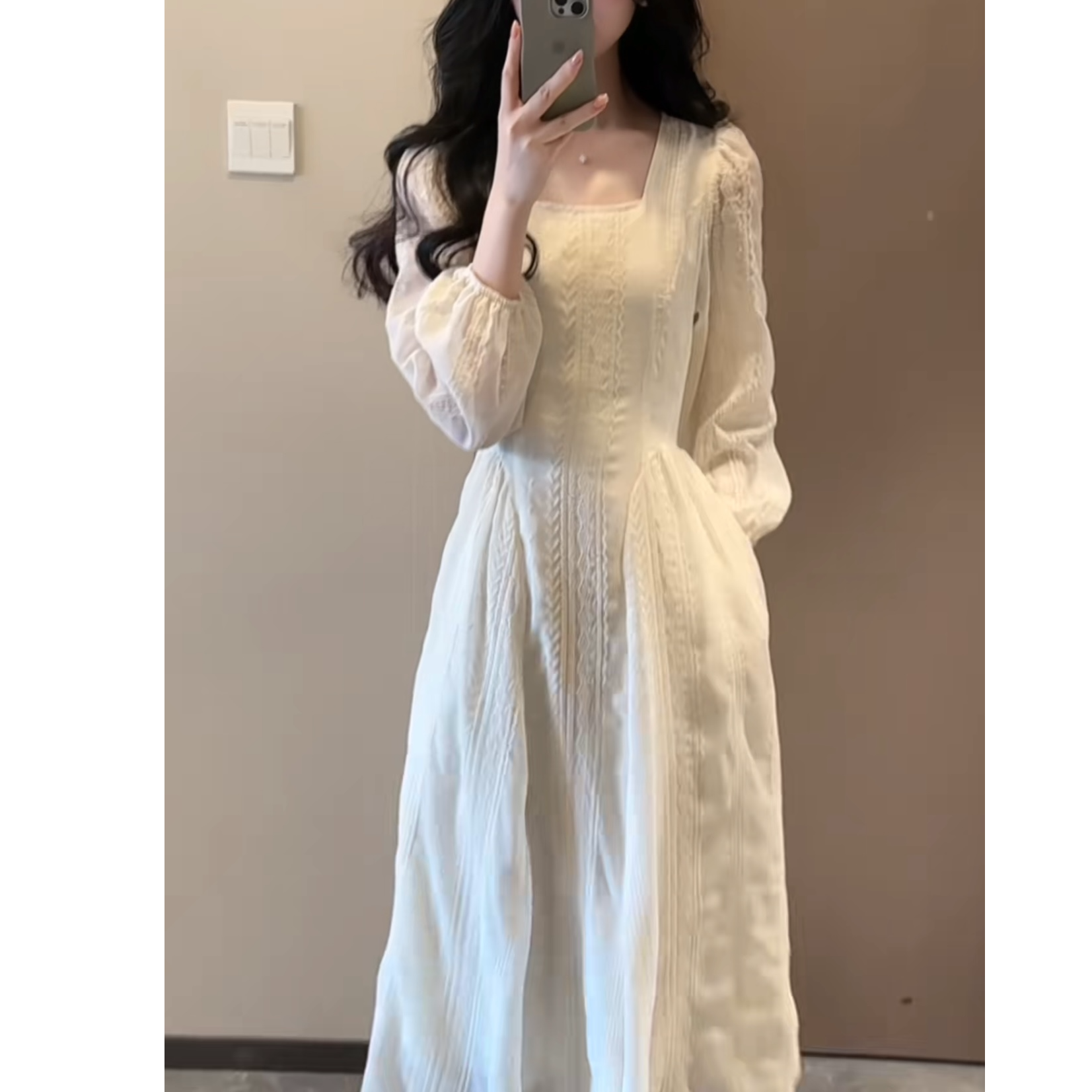 法式温柔杏雨梨云方领裙子女早秋2025新款韩系千金感收腰气质长裙