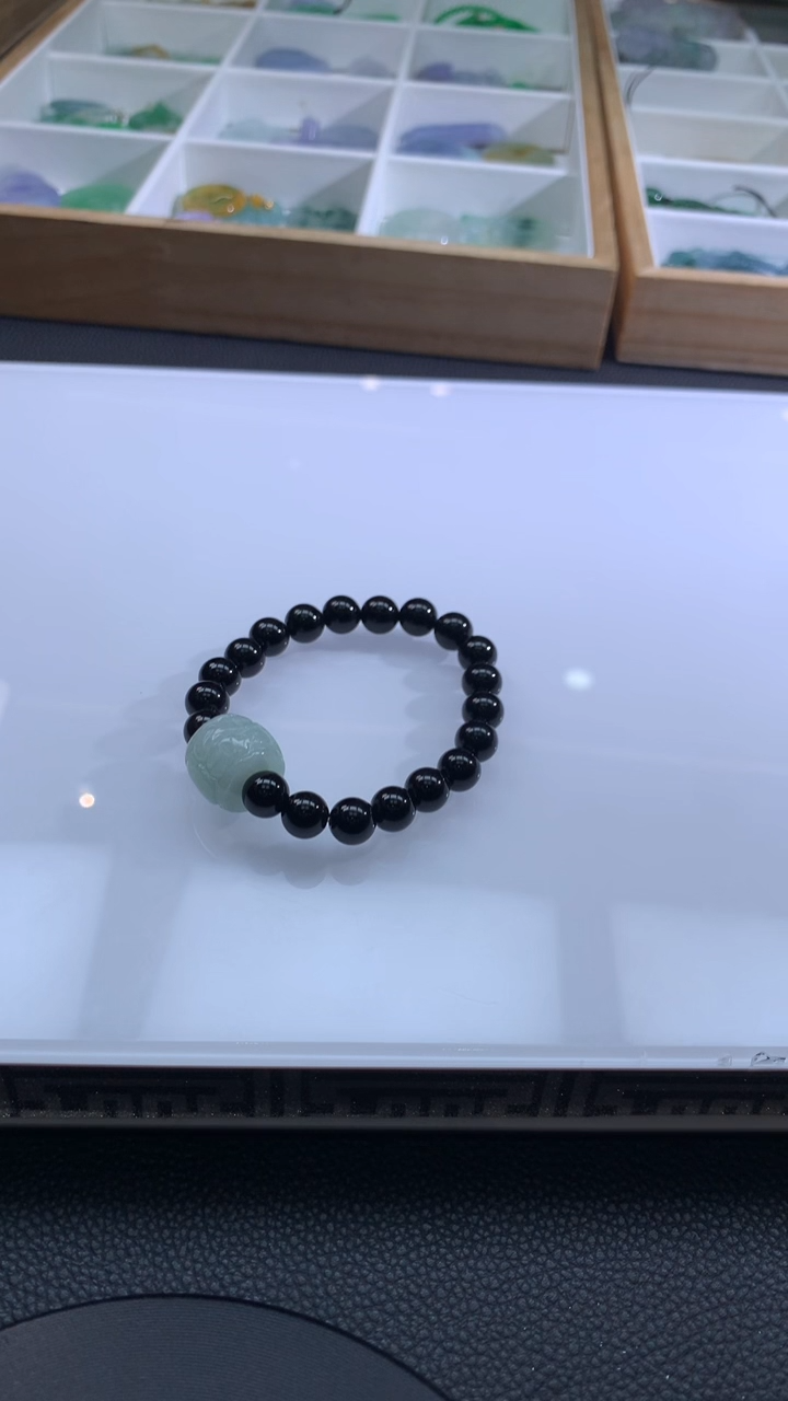 【闪购商品】翡翠手链未镶嵌翡翠