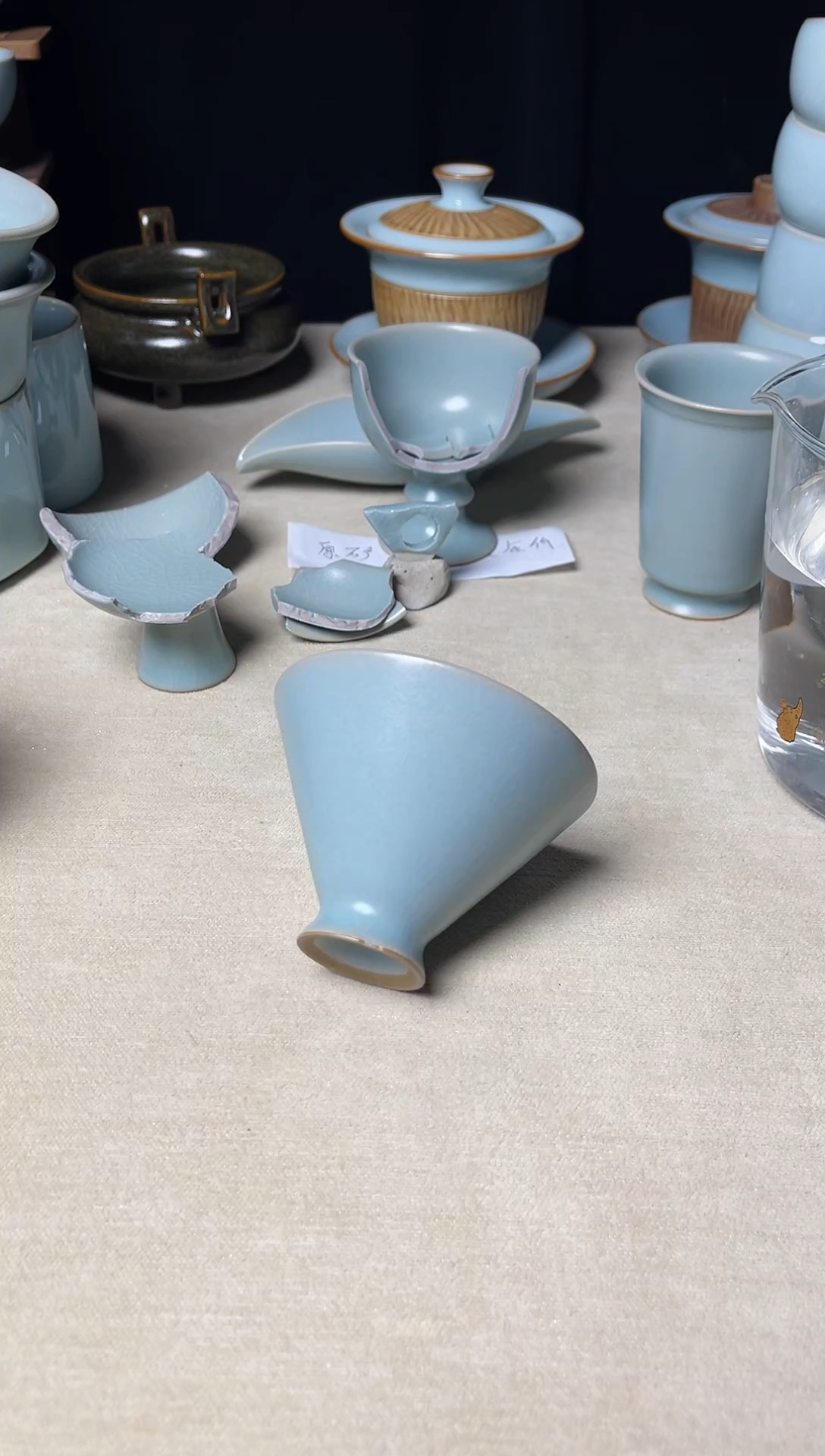 仿古釉纯手工鸡心斗笠杯
