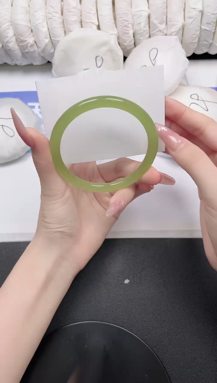 未镶嵌手镯石英质玉48-62