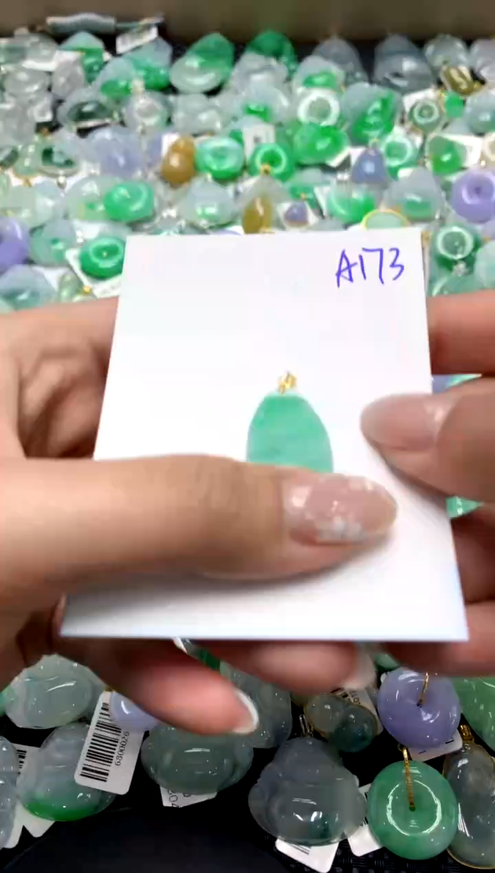 【闪购商品】翡翠颈饰18K金镶嵌111111111111111111