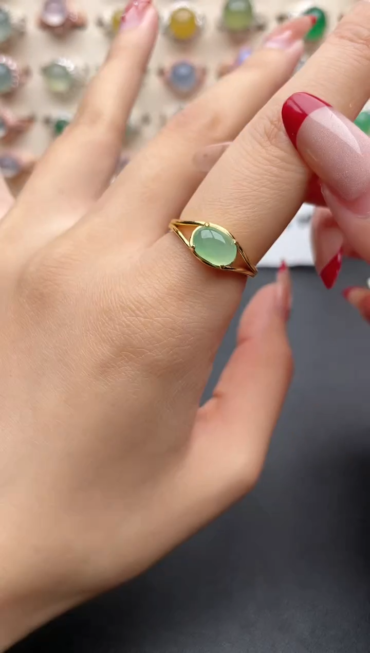 【闪购商品】翡翠戒指银S925镶嵌一物一证一礼盒