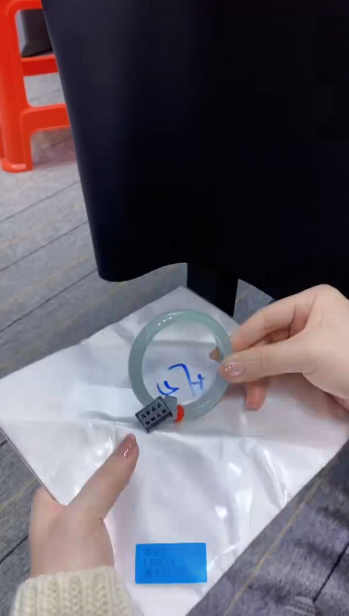 【闪购商品】翡翠手镯未镶嵌1111111111111