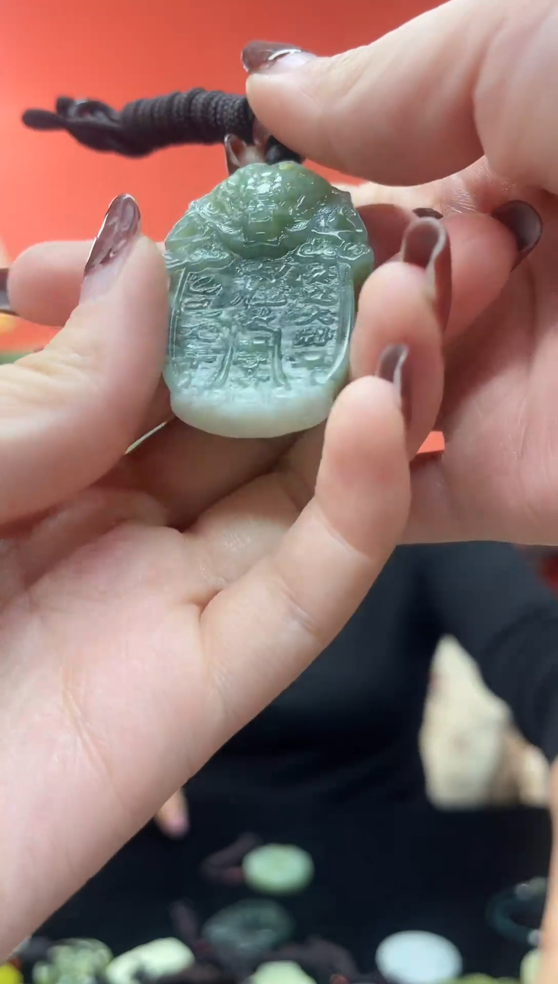 未镶嵌岫玉吊坠.