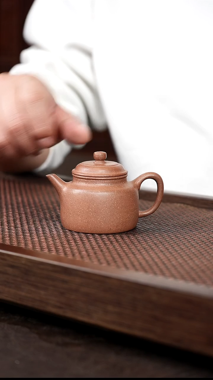 茶壶紫砂红黄泥剑流德中