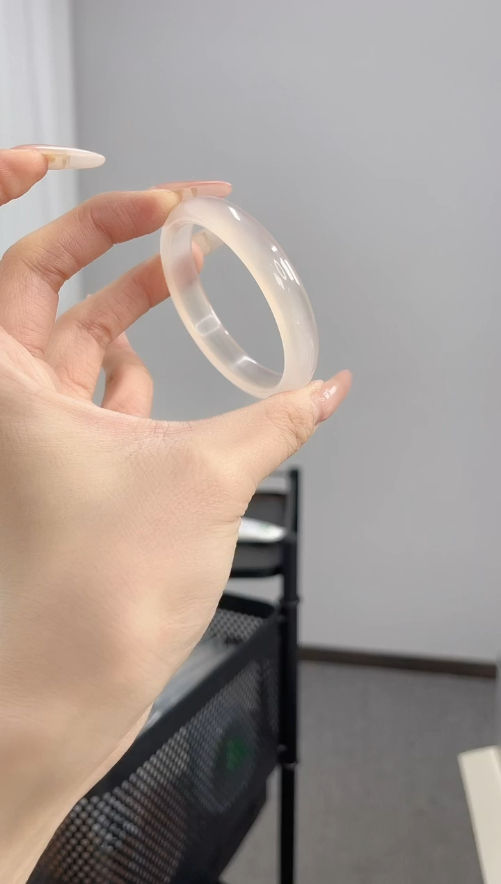 【闪购商品】玛瑙/玉髓手镯未镶嵌50-51圈