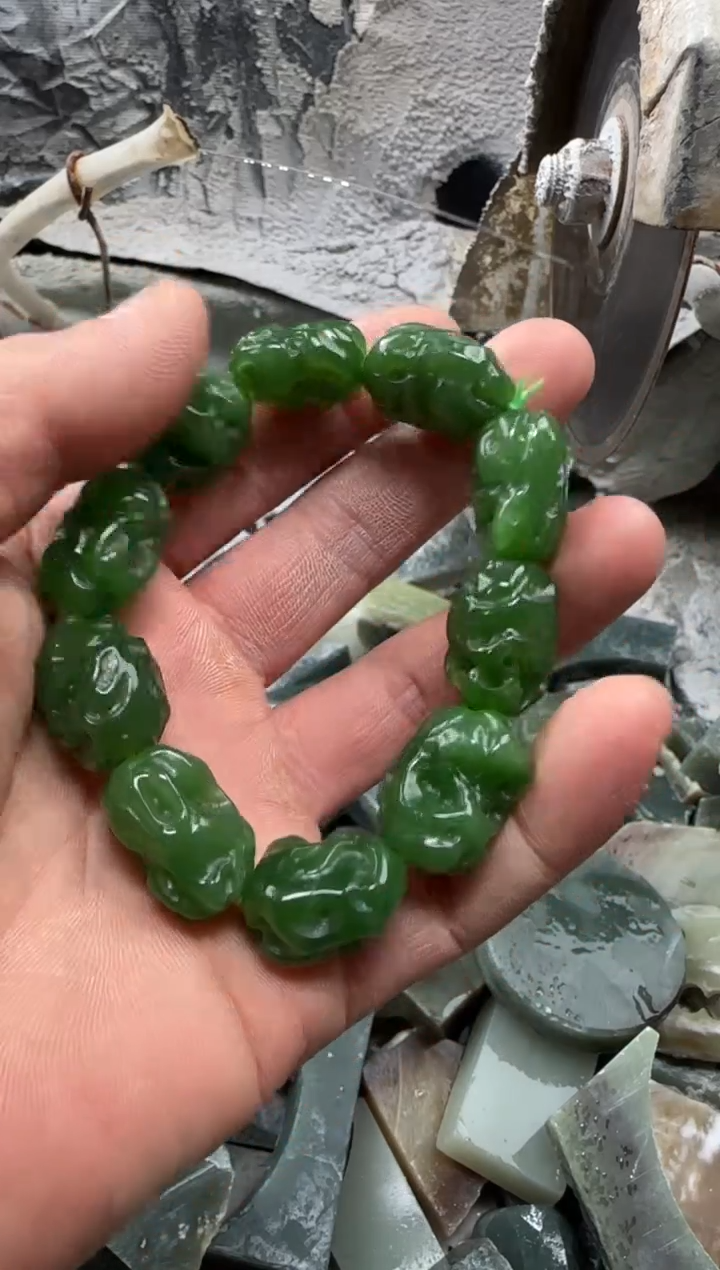 【闪购商品】和田玉颈饰未镶嵌手串 多样性