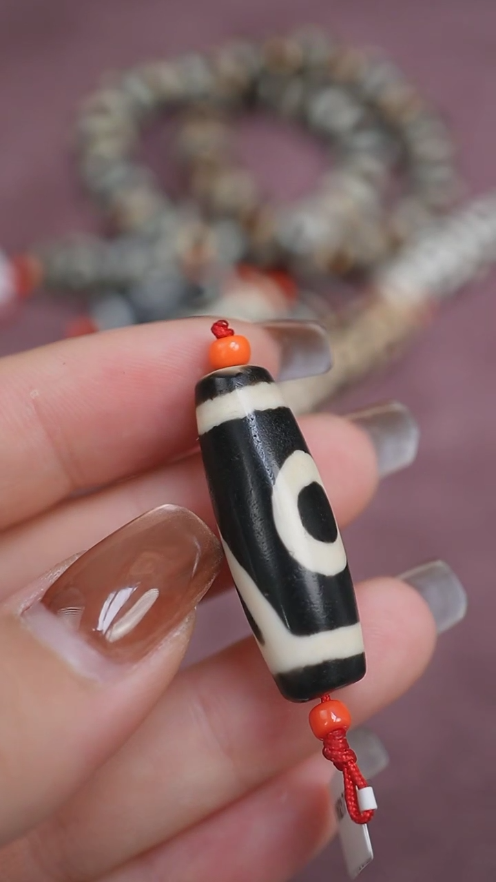 【闪购商品】玛瑙/玉髓颈饰未镶嵌蚀花玛瑙珠定制编绳