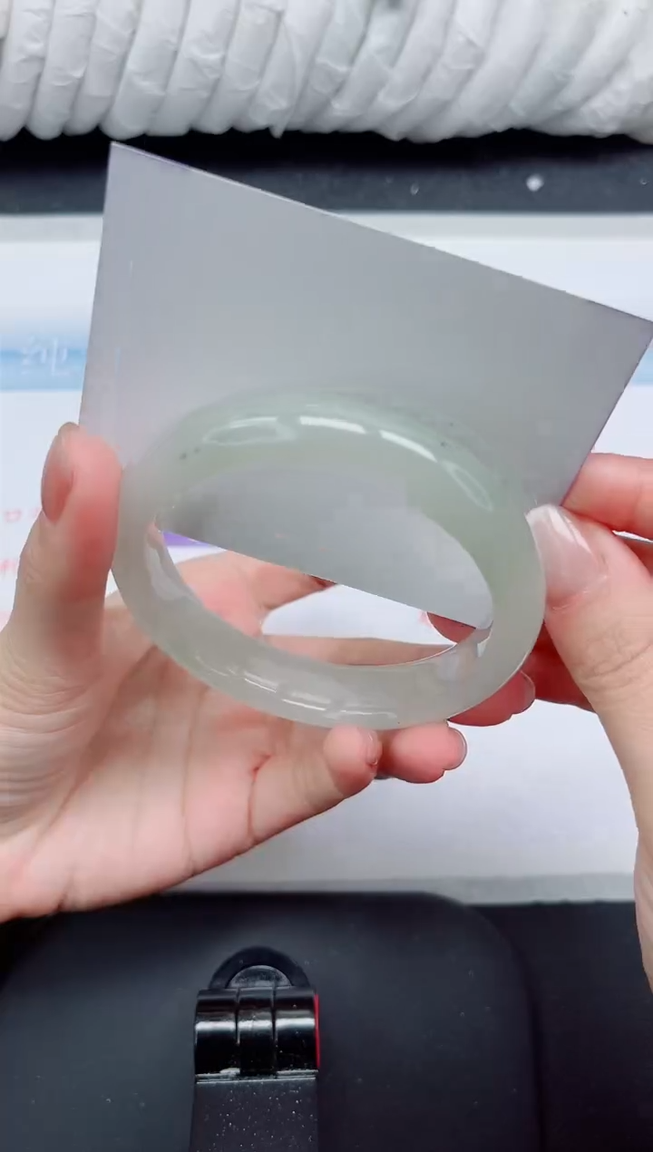 【闪购商品】石英质玉手镯未镶嵌87#60.6矿点