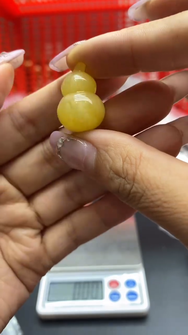 琥珀未镶嵌珠宝奇石353