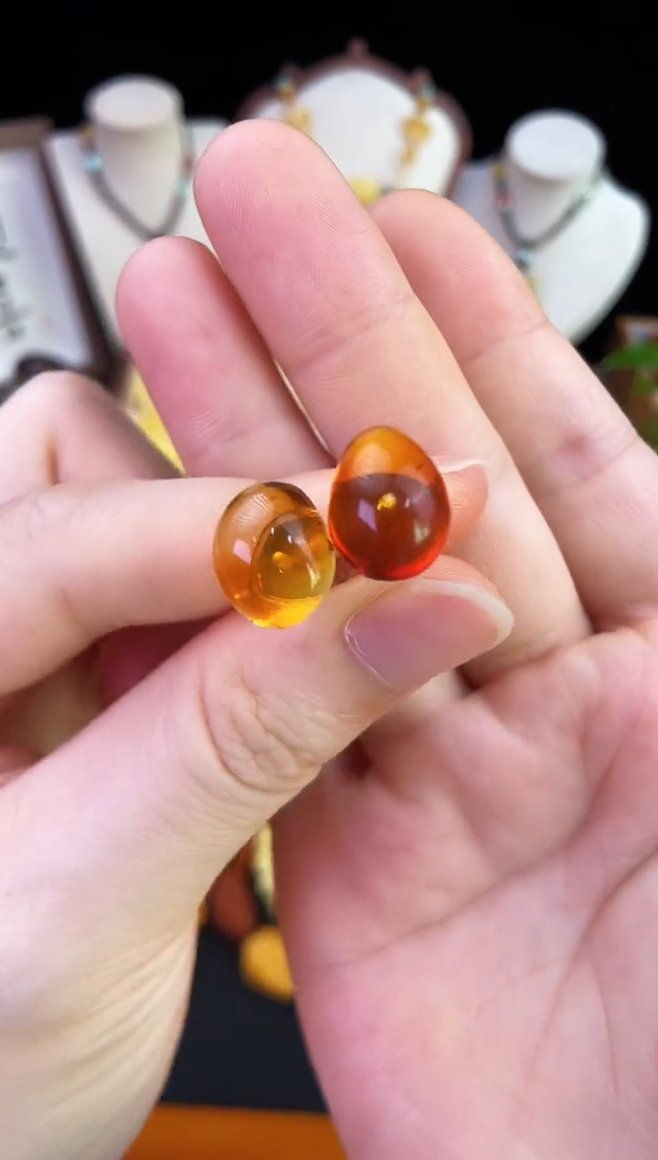 琥珀未镶嵌珠宝奇石柒月