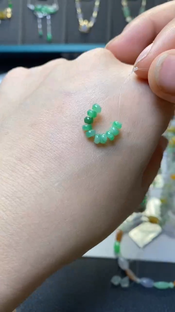 颈饰未镶嵌翡翠39840