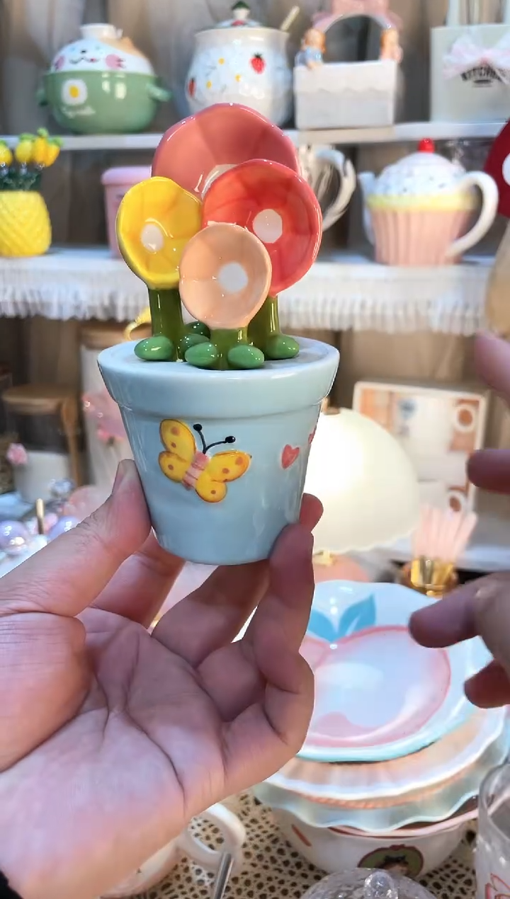 【闪购商品】瓷片冰激凌勺质量好发货快放心拍