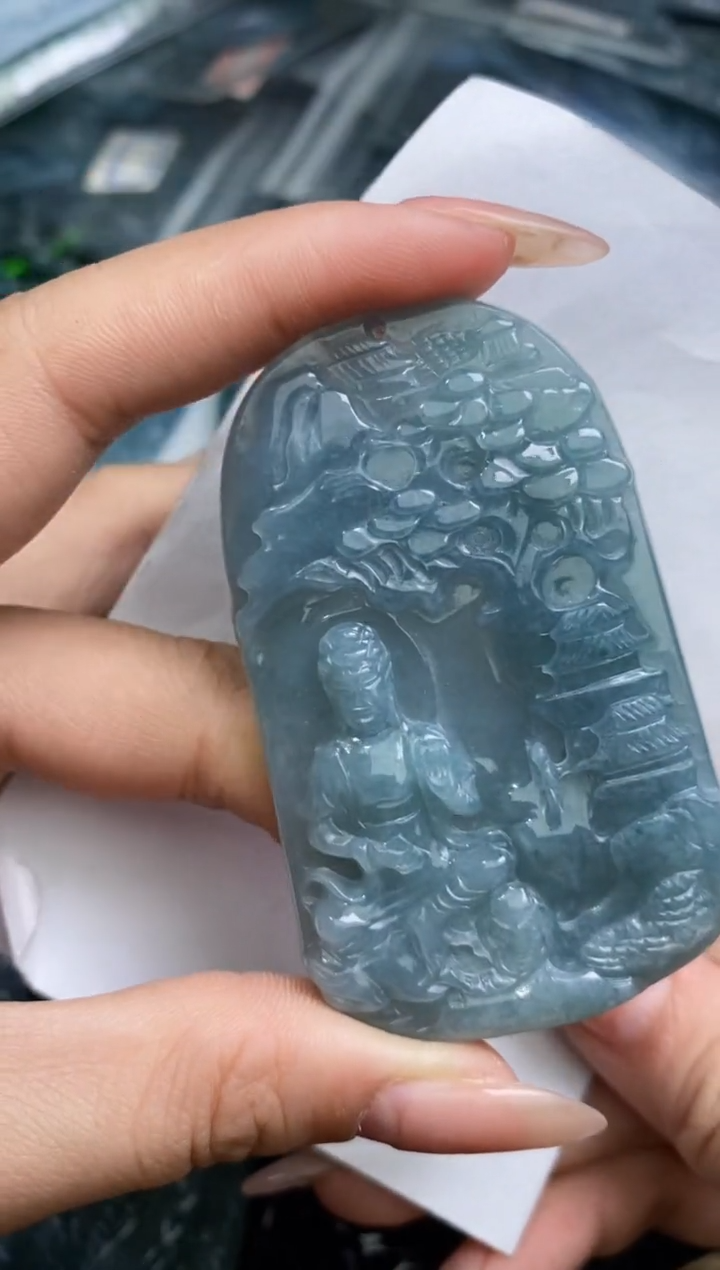 【闪购商品】翡翠颈饰未镶嵌           