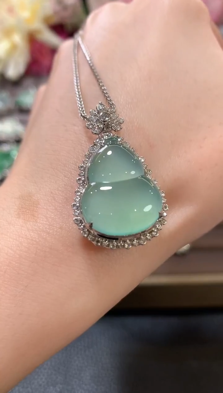 吊坠(不含链)18K金镶嵌翡翠b25