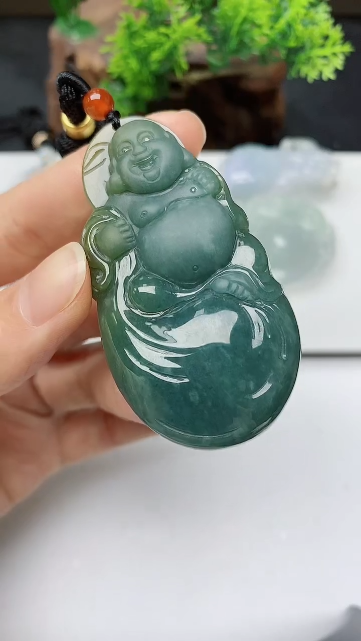 【闪购商品】翡翠颈饰未镶嵌        