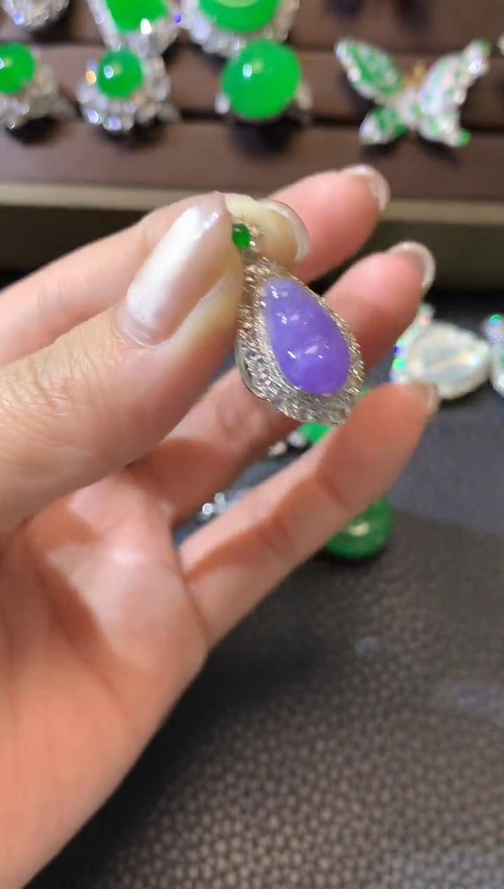 【闪购商品】翡翠吊坠(不含链)18K金镶嵌C35紫货有一定色差