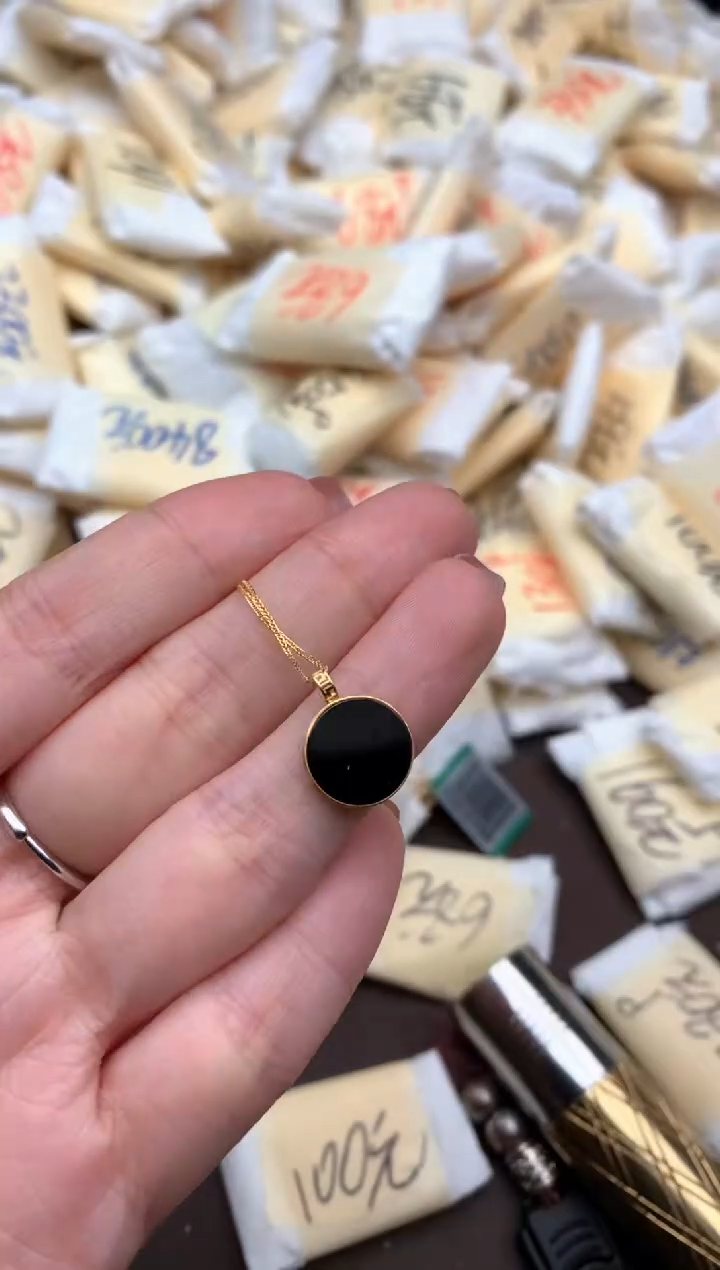 【闪购商品】翡翠挂件18K金镶嵌一