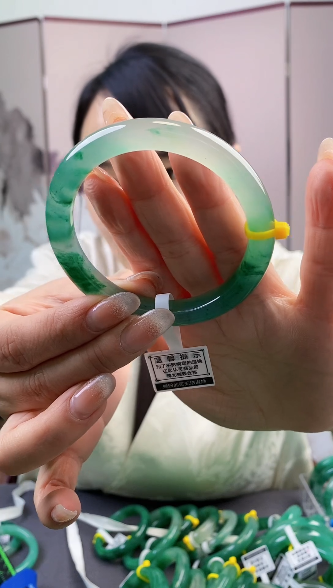 【闪购商品】石英质玉手镯未镶嵌09