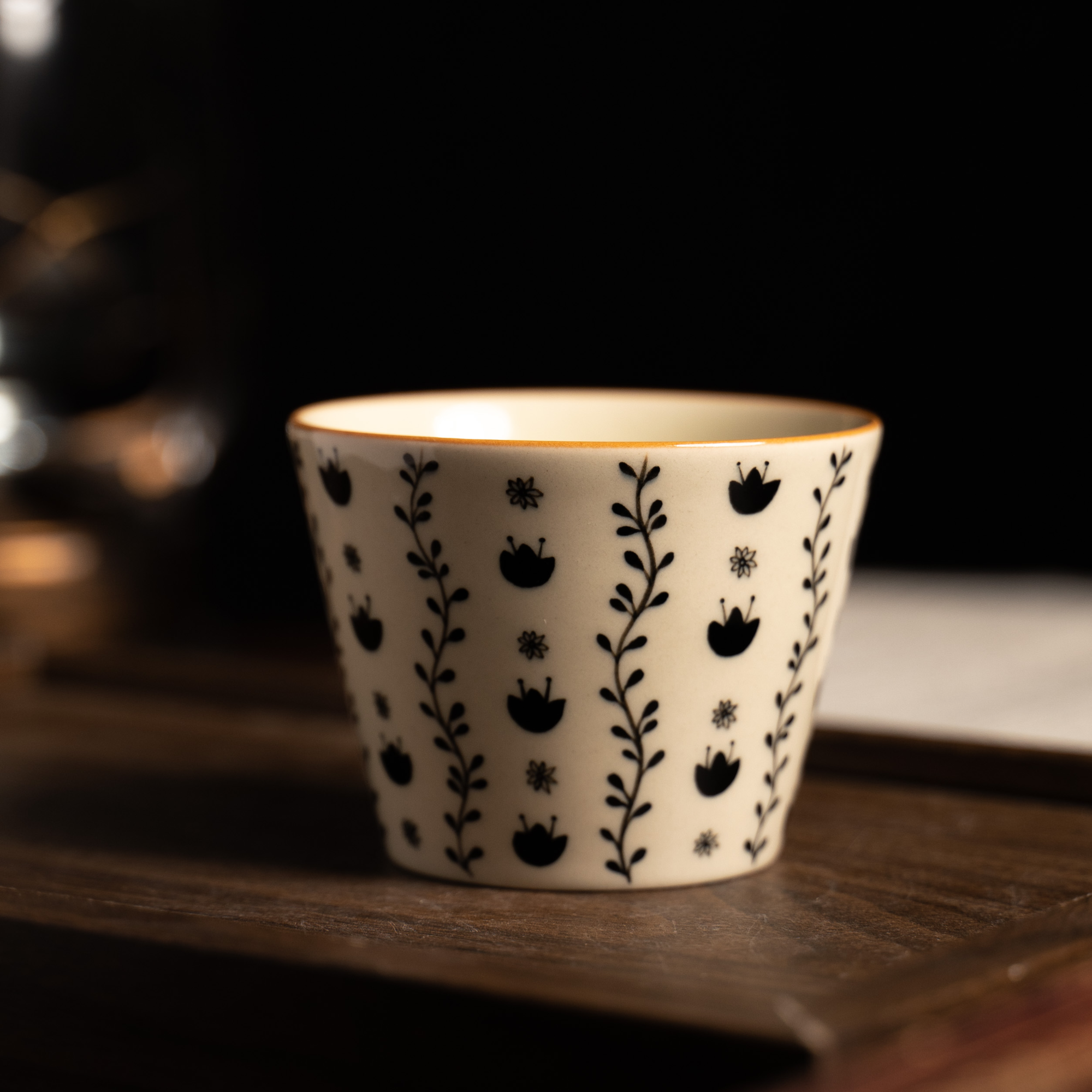 上禾下皿 | 黑色郁金香猪口杯