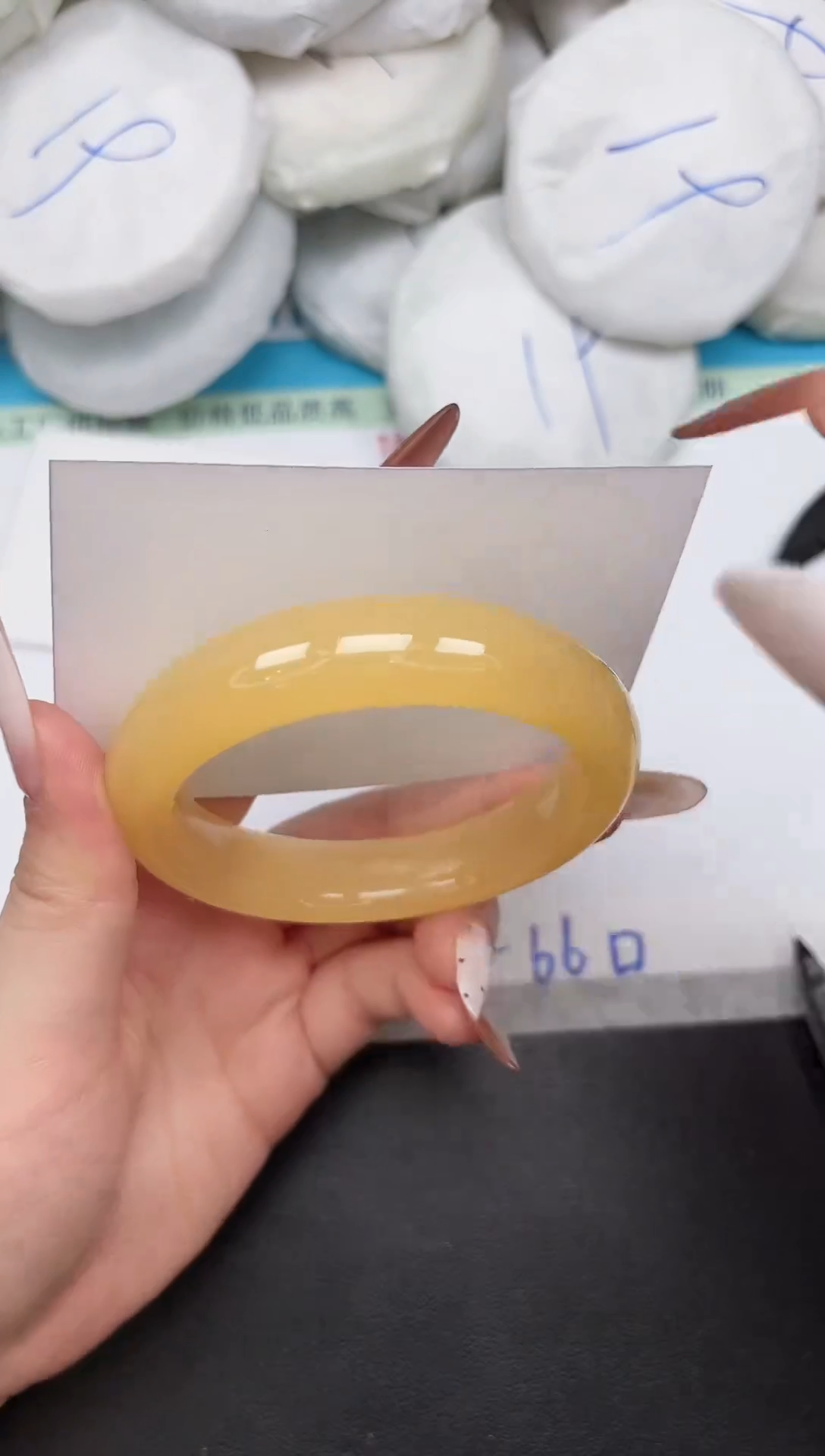 未镶嵌手镯石英质玉A98/59.4