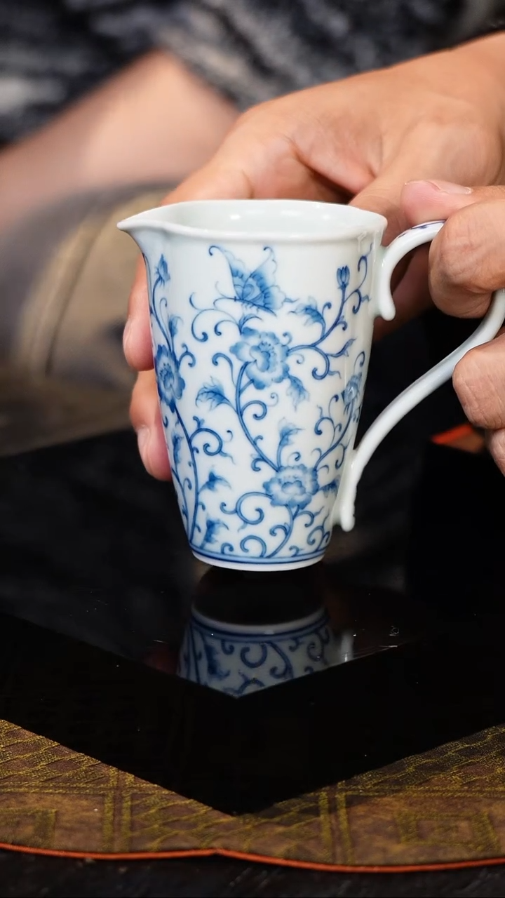 明珠堂-柴窑 蝶恋花 公道杯