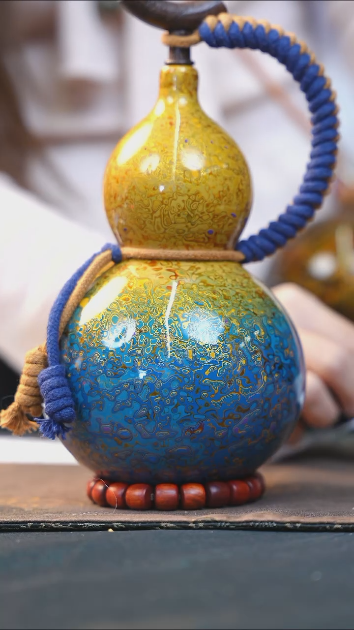 【闪购商品】WY336漆艺酒葫芦不包手串及旋转底座