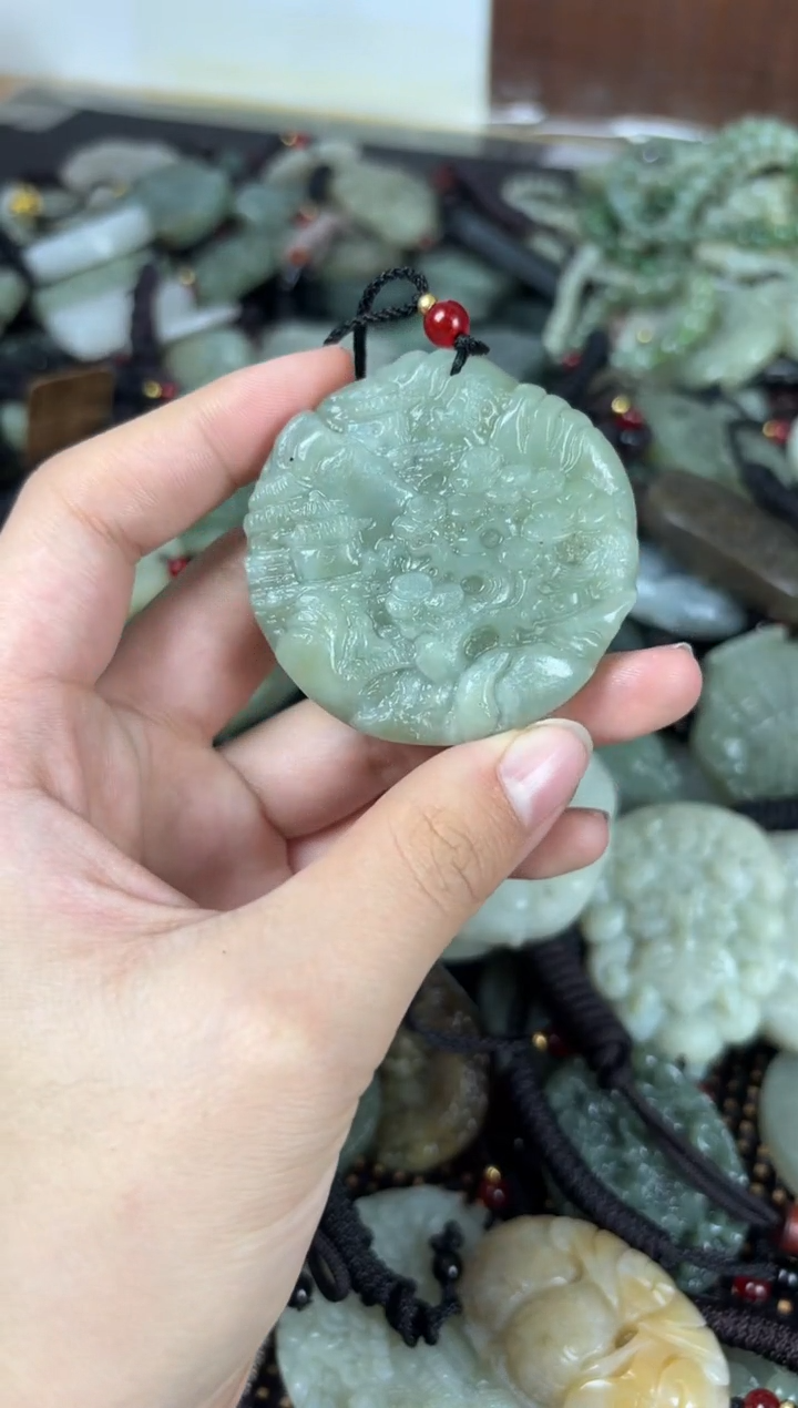 【闪购商品】和田玉颈饰未镶嵌1