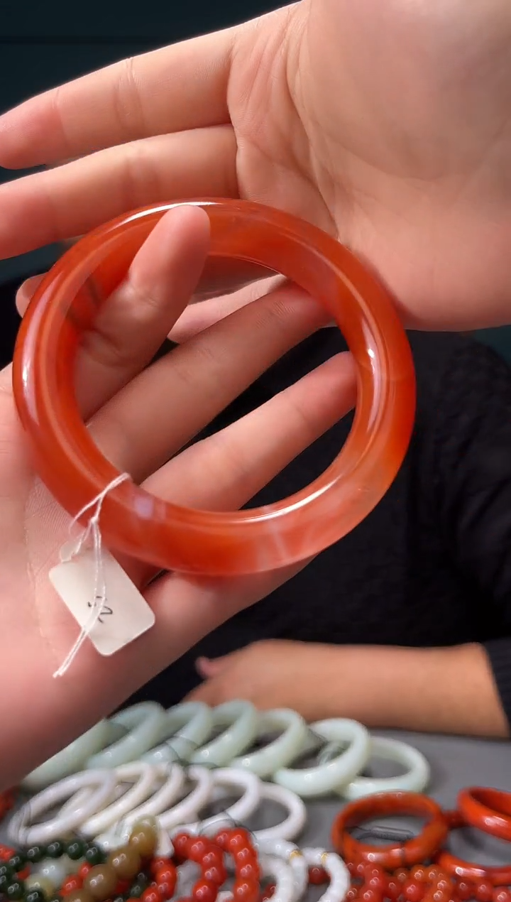 【闪购商品】南红玛瑙颈饰未镶嵌60