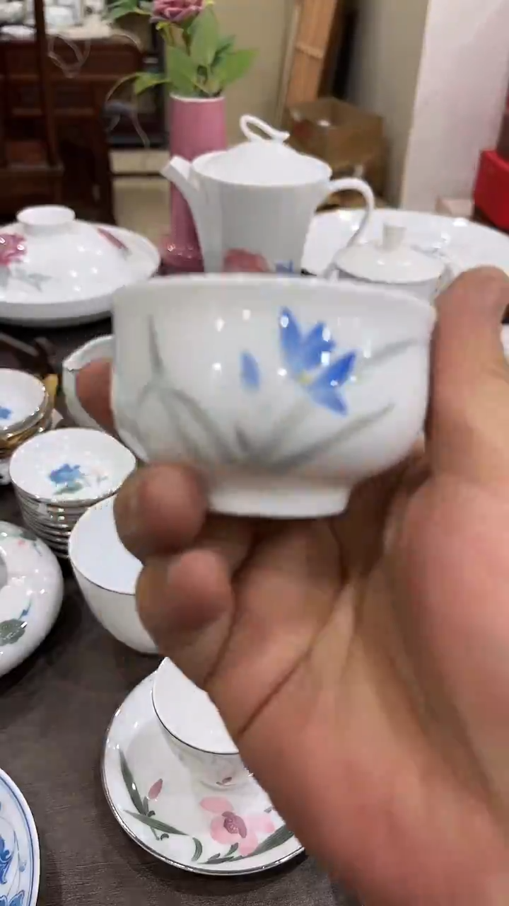 微瑕湖南醴陵釉下五彩陶瓷