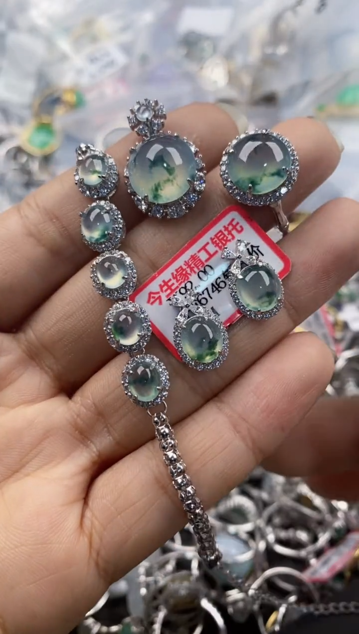 银S925镶嵌戒指翡翠11               7