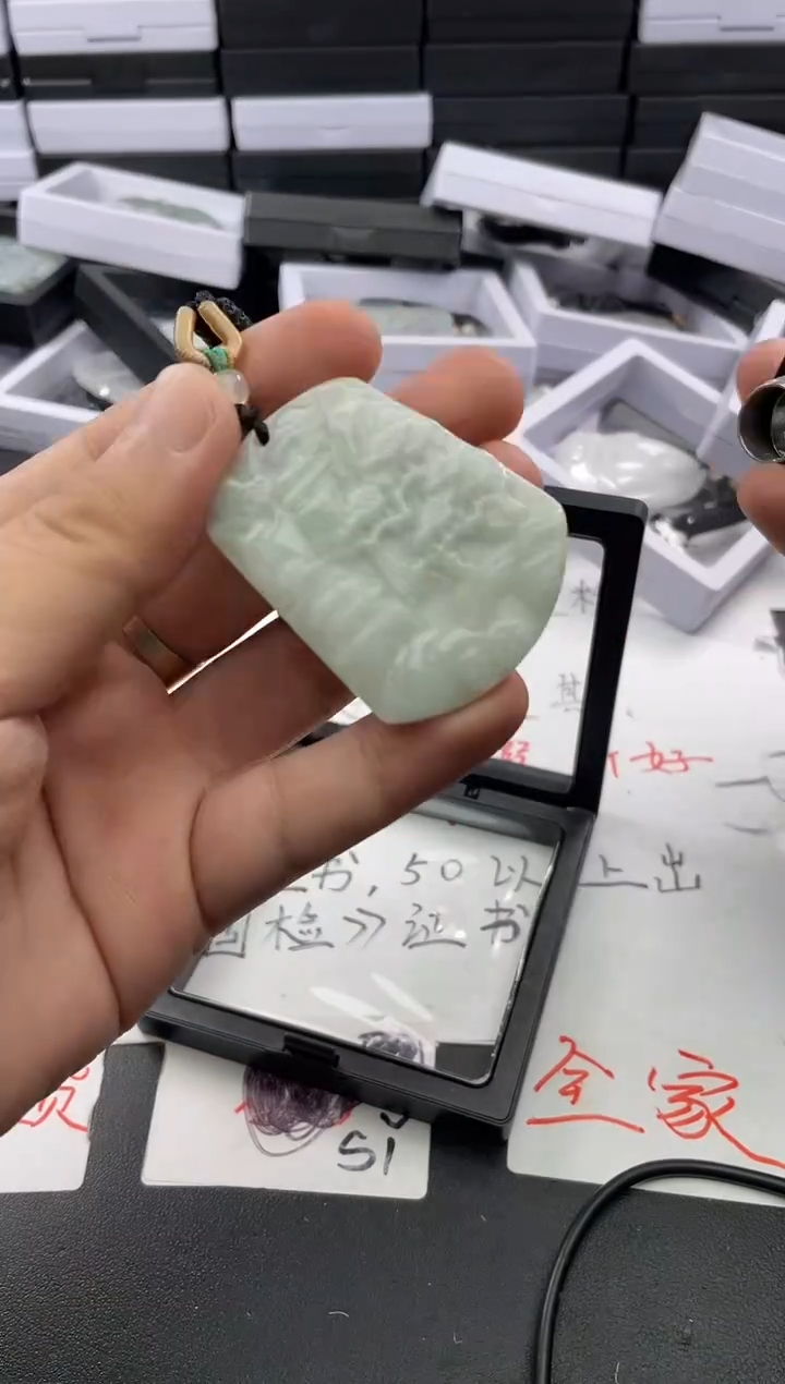 颈饰未镶嵌翡翠....9/9/.213