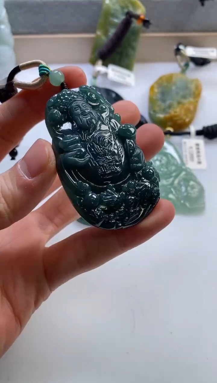 【闪购商品】翡翠挂件未镶嵌             