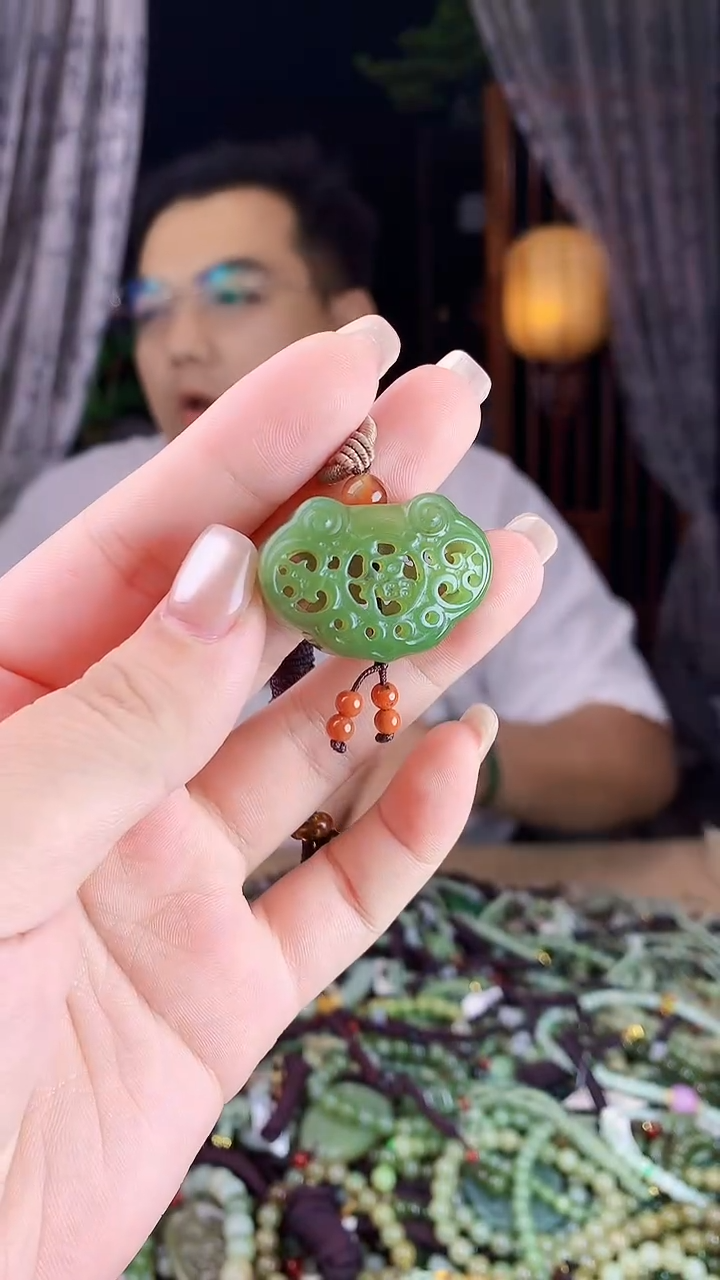 和田玉未镶嵌挂件多样性发货拍一发一